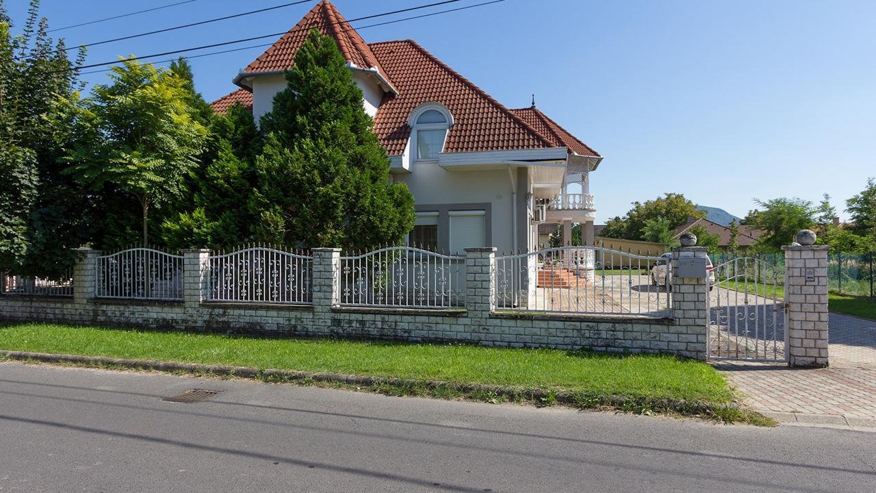 (AAA) Spektakuläre Villa für den individuellen Geschmack!