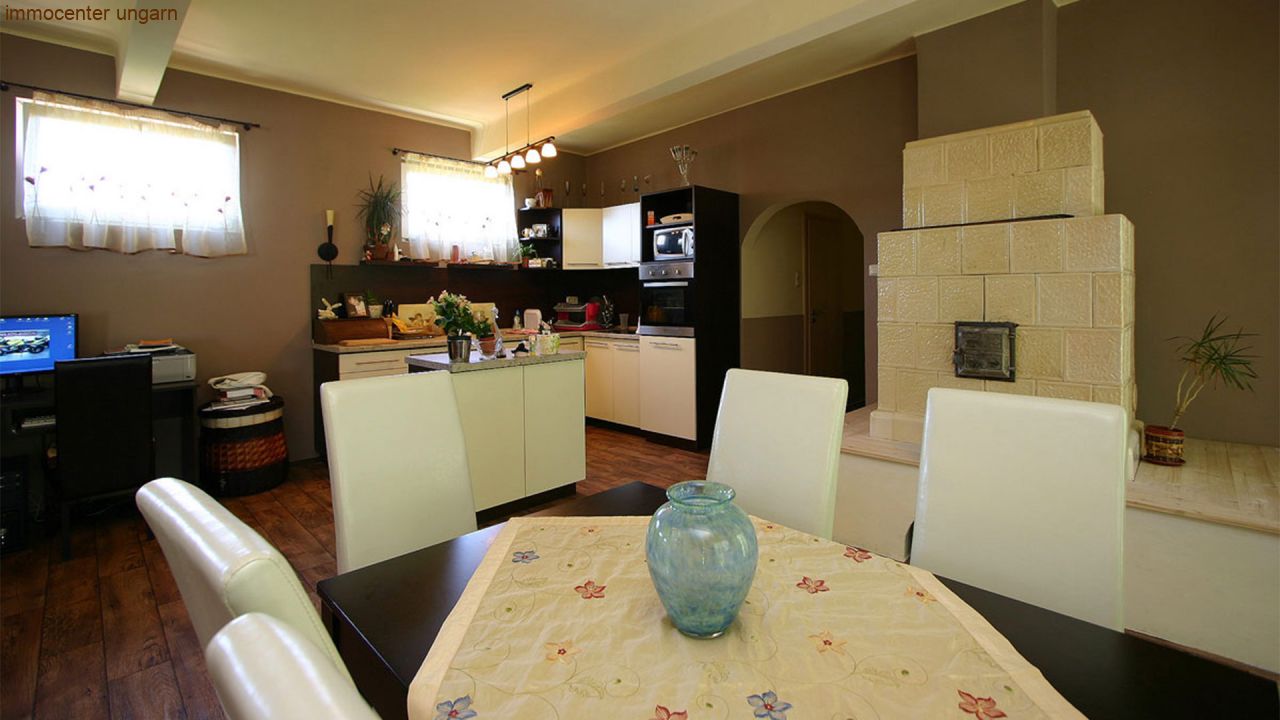 (AC) Apartmentanlage mit Restaurant nur 300m vom Balaton (6001)