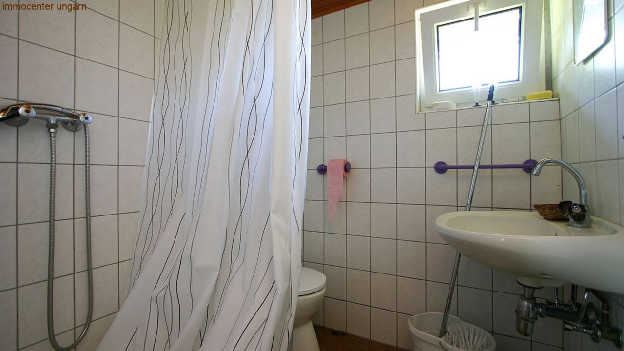 (AC) Apartmentanlage mit Restaurant nur 300m vom Balaton (6001)