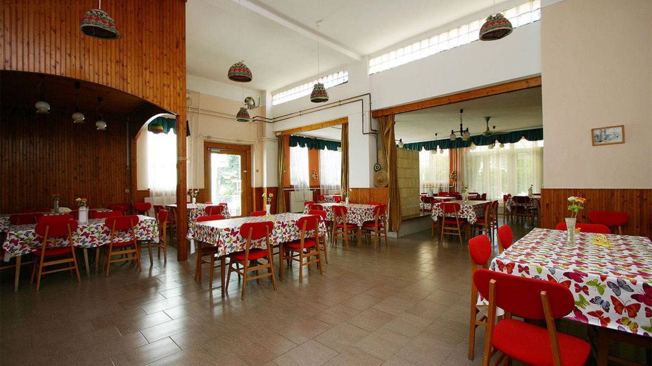 (AC) Apartmentanlage mit Restaurant nur 300m vom Balaton (6001)