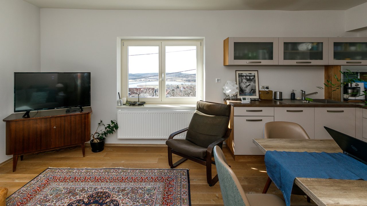 AAA: Wunderschönes Einfamilienhaus mit Panoramablick auf den Plattensee (33417)