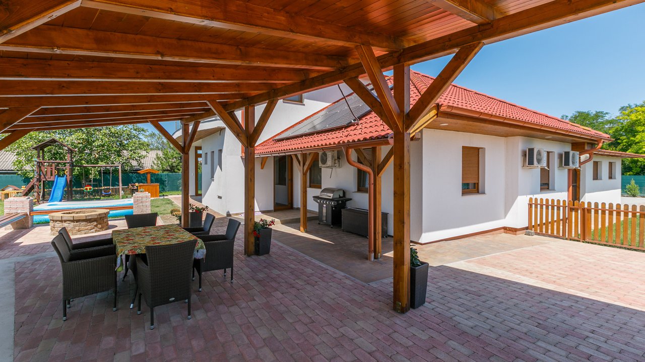 (AAA) geräumiges Wohnhaus mit Blick auf den Plattensee (33468)