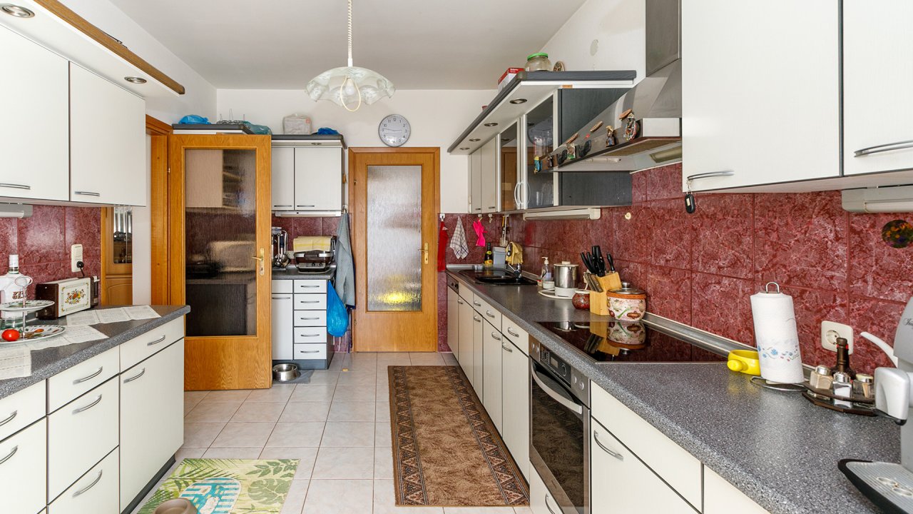 AAA: renoviertes Einfamilienhaus in Top Lage (33424-2)