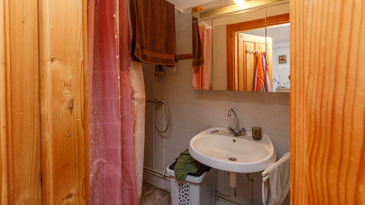(AAB) Familienhaus mit großem Grundstück in guter Lage bei Héviz (BAC) (33377-3)