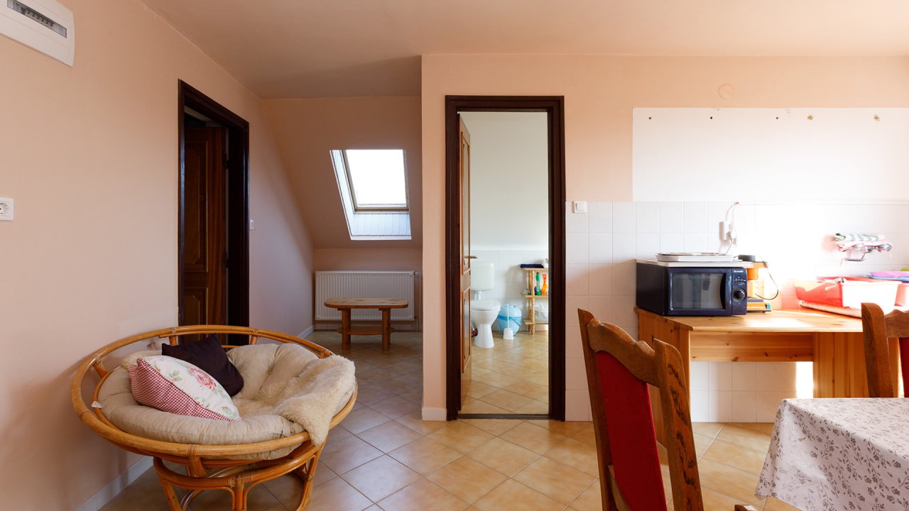 (AAB) Familienhaus mit großem Grundstück in guter Lage bei Héviz (BAC) (33377-3)