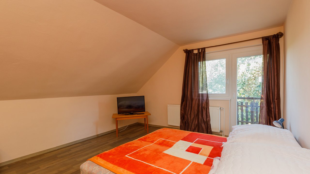 (AAB) Familienhaus mit großem Grundstück in guter Lage bei Héviz (BAC) (33377-3)