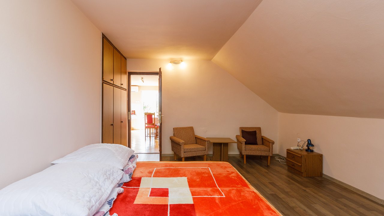 (AAB) Familienhaus mit großem Grundstück in guter Lage bei Héviz (BAC) (33377-3)