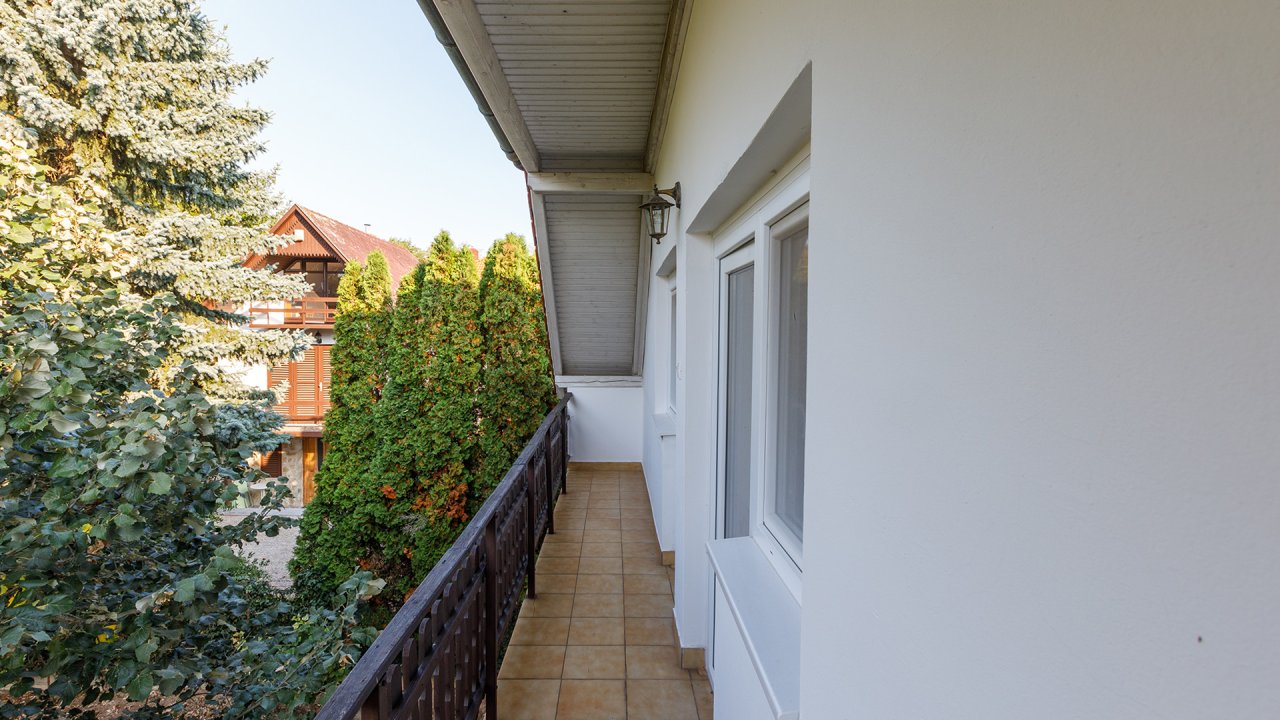 (AAB) Familienhaus mit großem Grundstück in guter Lage bei Héviz (BAC) (33377-3)