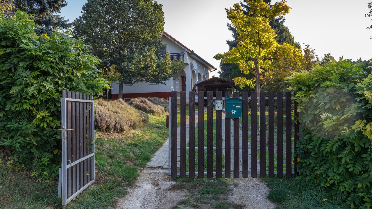 (AAB) Familienhaus mit großem Grundstück in guter Lage bei Héviz (BAC) (33377-3)