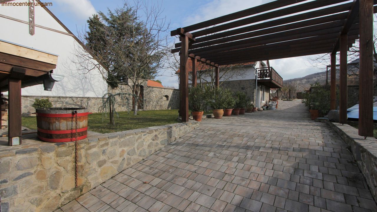 (AAA) schönes und gemütliches Wohnhaus mit Fernblick (3302-2)