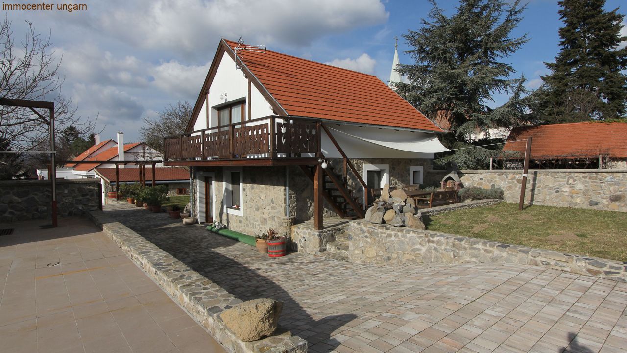 (AAA) schönes und gemütliches Wohnhaus mit Fernblick