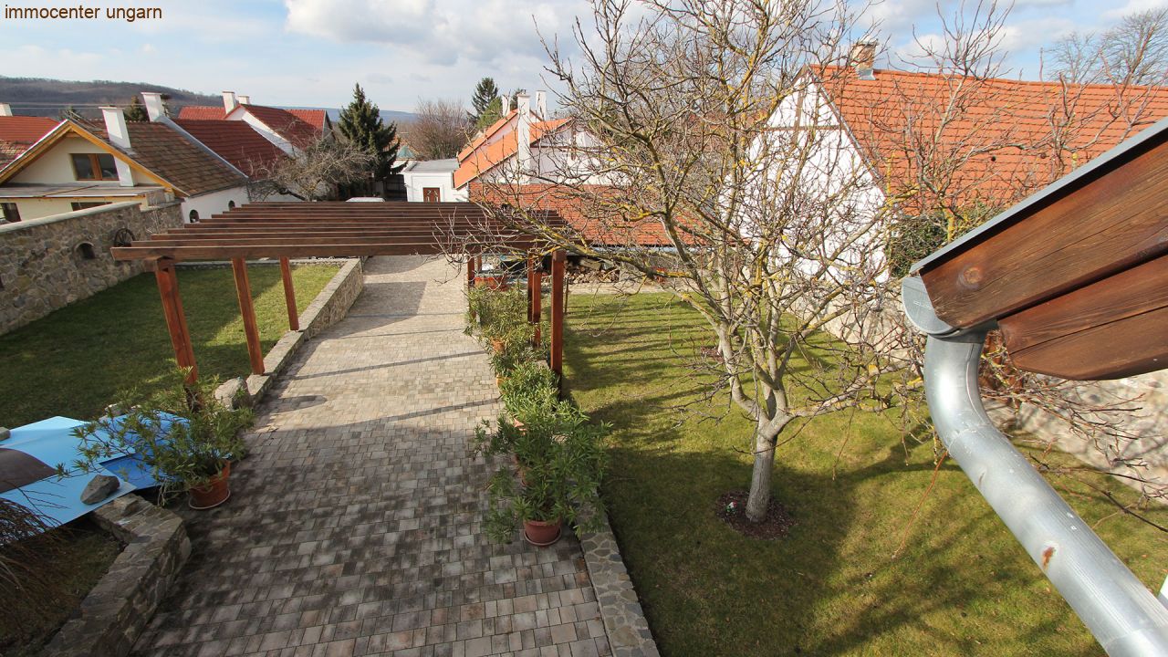 (AAA) schönes und gemütliches Wohnhaus mit Fernblick (3302-2)