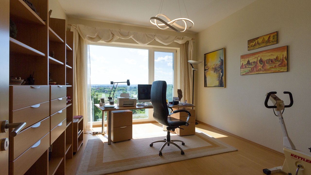 (AAAB) Luxeriöses Anwesen mit Balaton-Panoramablick und großem Pool (33597)