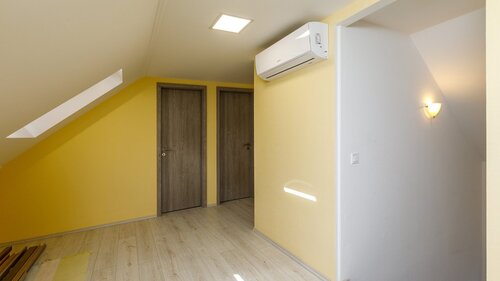(BAA) Großes Einfamilienhaus mit großem Grundstück und toller Aussicht (33372)