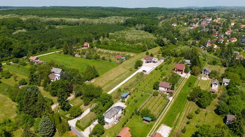 (BAA) Großes Einfamilienhaus mit großem Grundstück und toller Aussicht (33372)