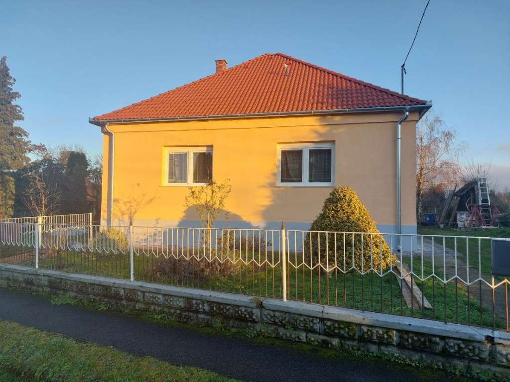 (AAAB) Neu renoviertes Landhaus Nähe Österreich mit großem Grundstück für Selbstversorger