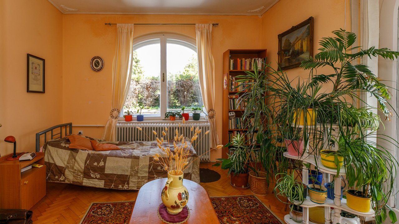 (ABB) Hotel-Pension am Balaton Nordufer in guter zentraler Lage (66155) — Privatwohnung