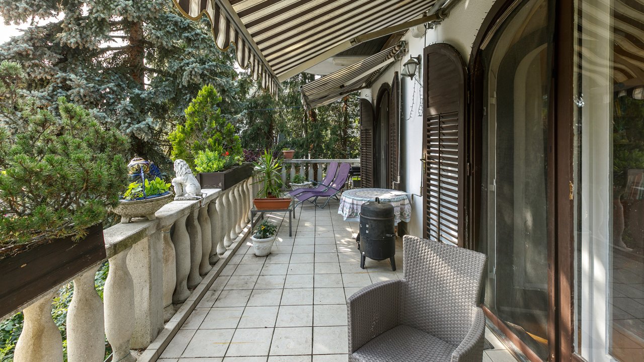 (ABB) Hotel-Pension am Balaton Nordufer in guter zentraler Lage (66155) — Privatwohnung
