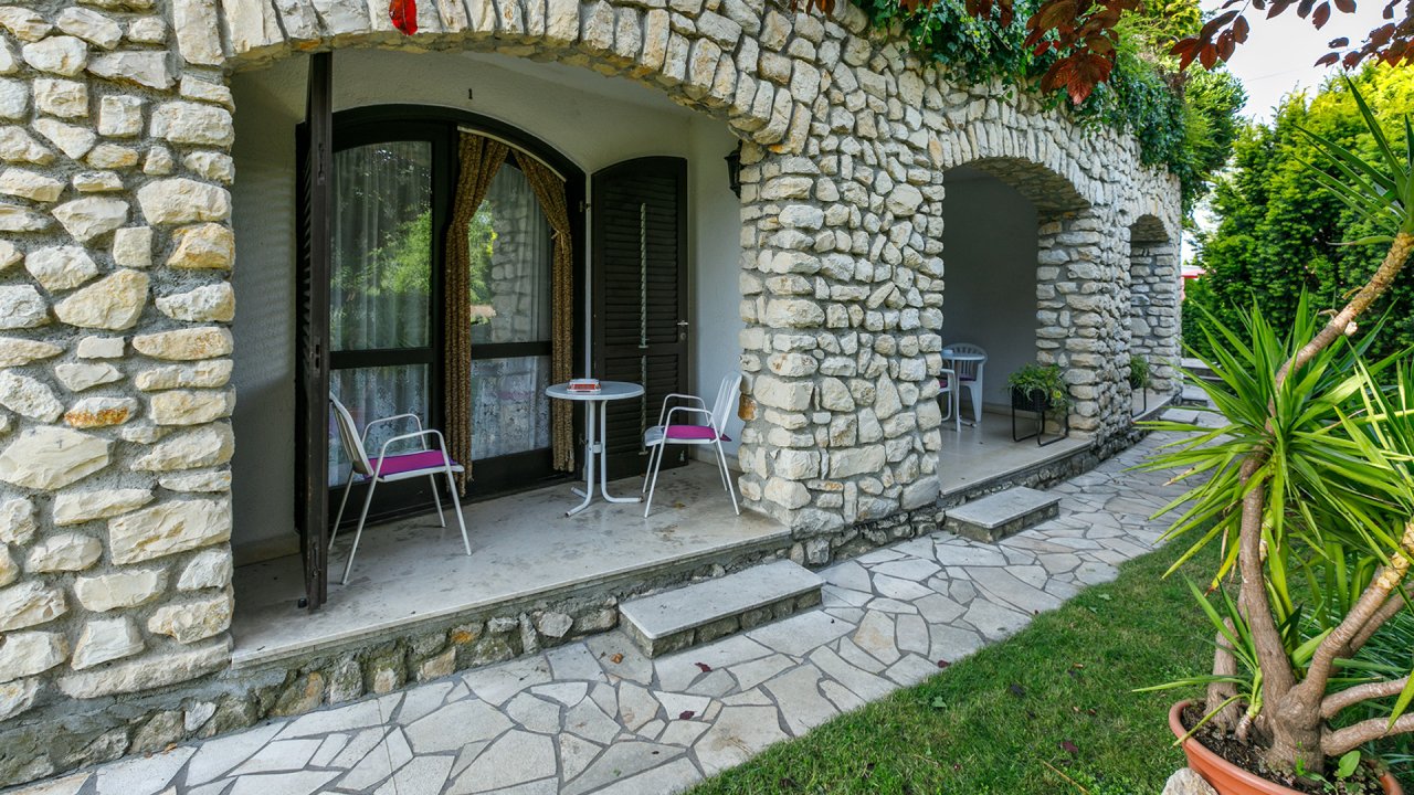 (ABB) Hotel-Pension am Balaton Nordufer in guter zentraler Lage (66155) — Apartment
