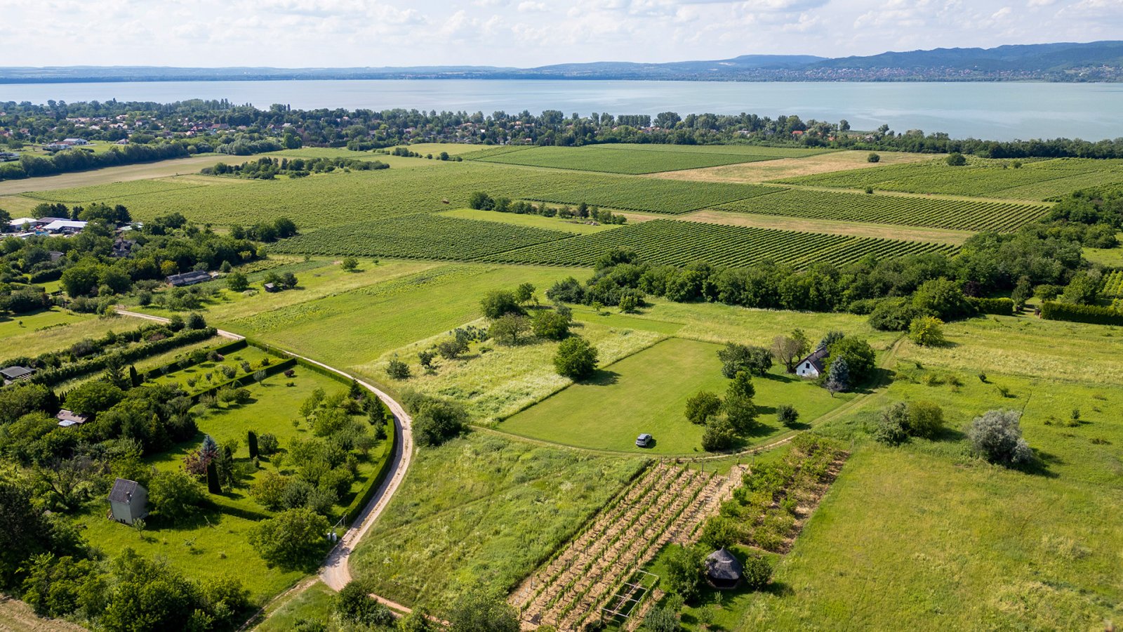 (A-CB) Freizeit-Grundstück mit Panoramablick am Balaton Südufer (77528)