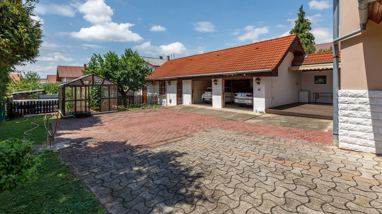 (AAAC) Geräumiges Wohnhaus im malerischen Kurort Héviz / Ungarn (33464-3)