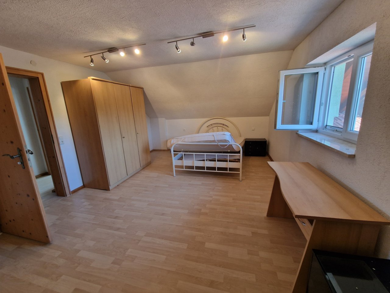 (BAA) Mehrgenerationenhaus / Betreutes wohnen / Investment! (HCM332-4)
