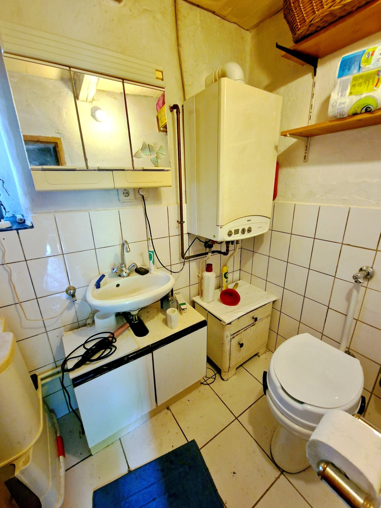 (BBA) Bauernhaus in ruhiger Lage (CM126) — Bad 1