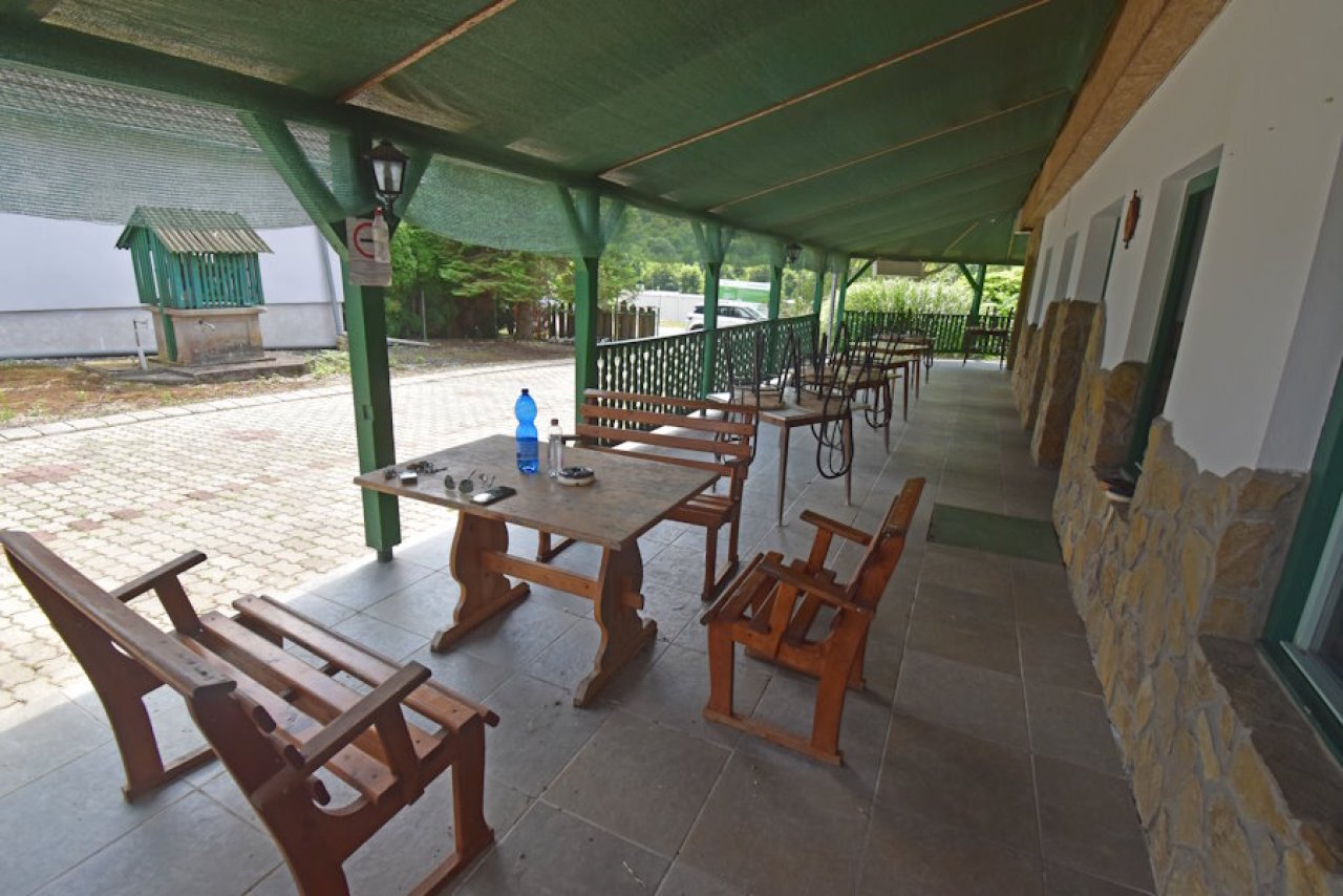 Pension - Jugendherberge am See mit viel Potential in Westungarn (FER0310)