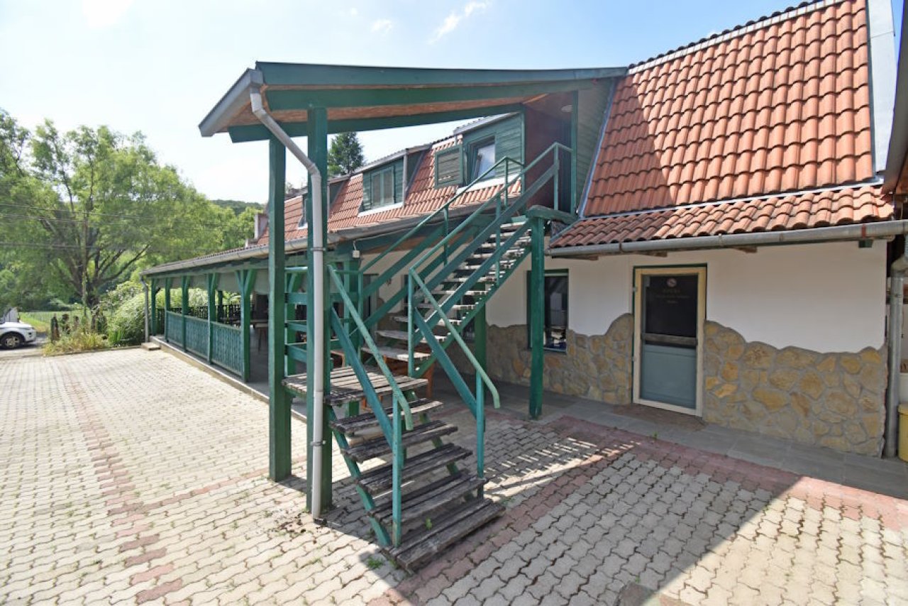 Pension - Jugendherberge am See mit viel Potential in Westungarn (FER0310)