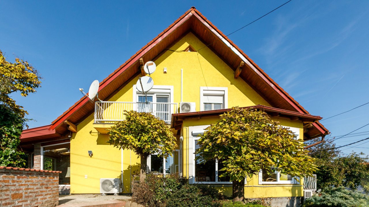 Familienhaus mit 3 Schlafzimmern und einer Gartenoase in Ungarn (33760) — exclusive-hd