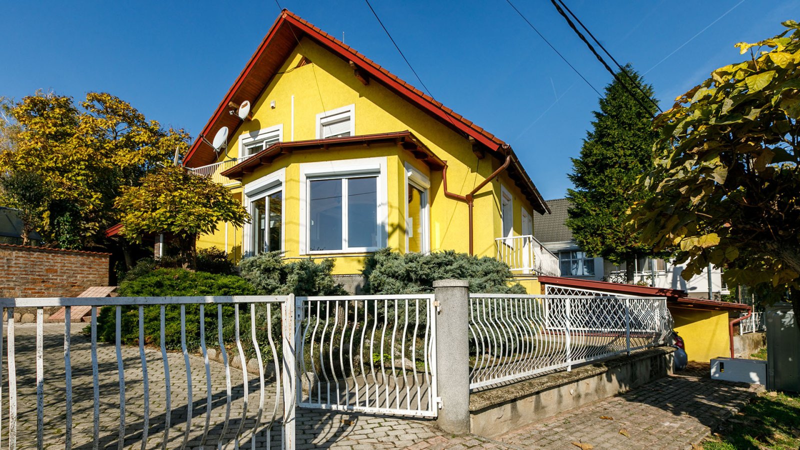 Familienhaus mit 3 Schlafzimmern und einer Gartenoase in Ungarn