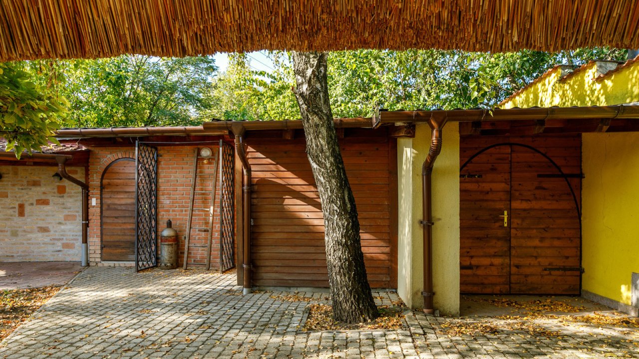 Familienhaus mit 3 Schlafzimmern und einer Gartenoase in Ungarn (33760) — exclusive-hd