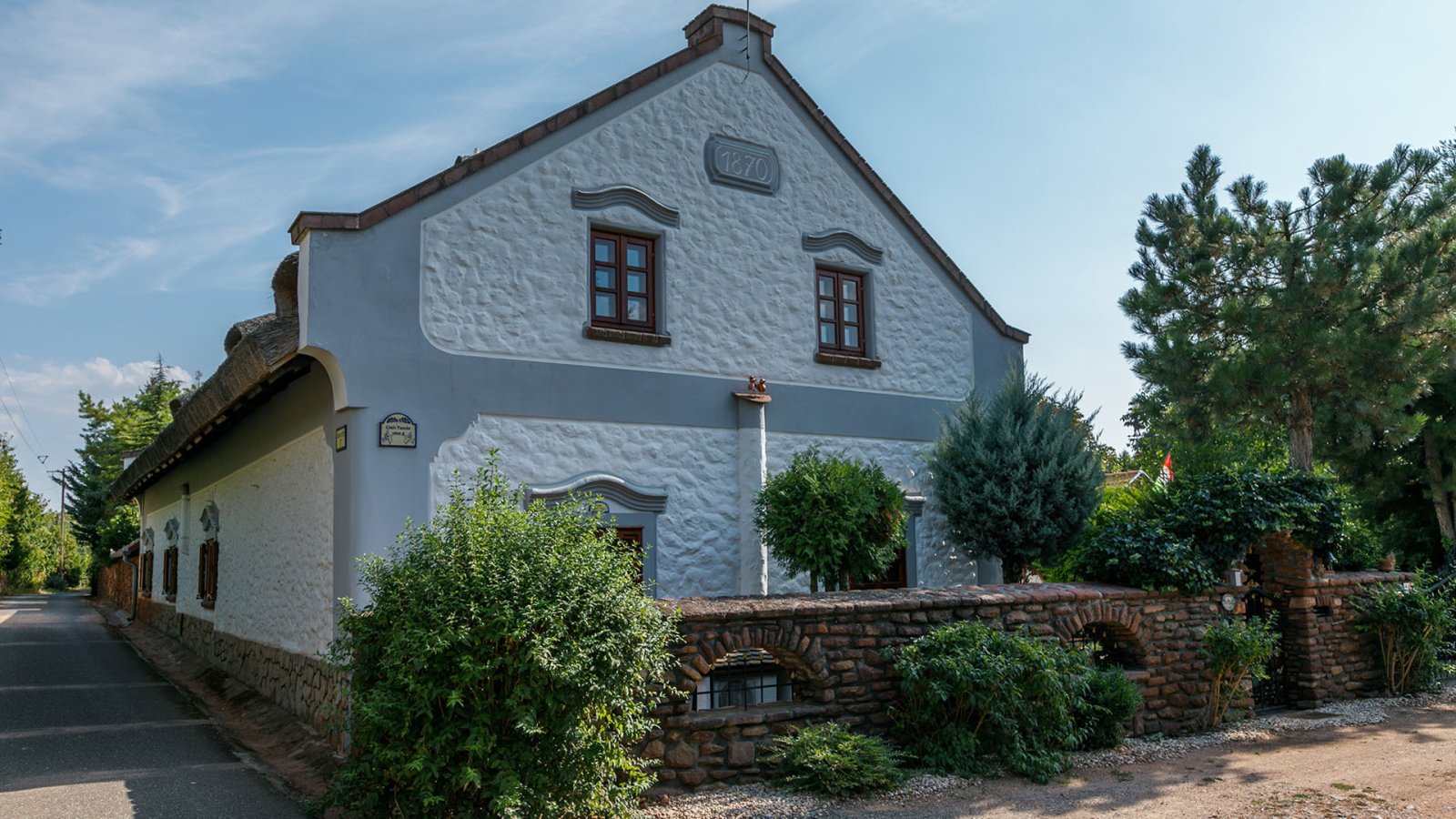 Zeldzaamheid in het Balatonmeer: luxe boerderij, liefdevol gerenoveerd