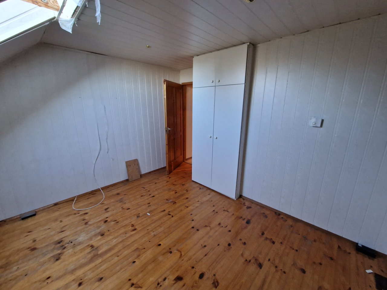 (ABA) Jugend-Landschulheim, Sportpension, Ferienlager oder? (CM045-2)
