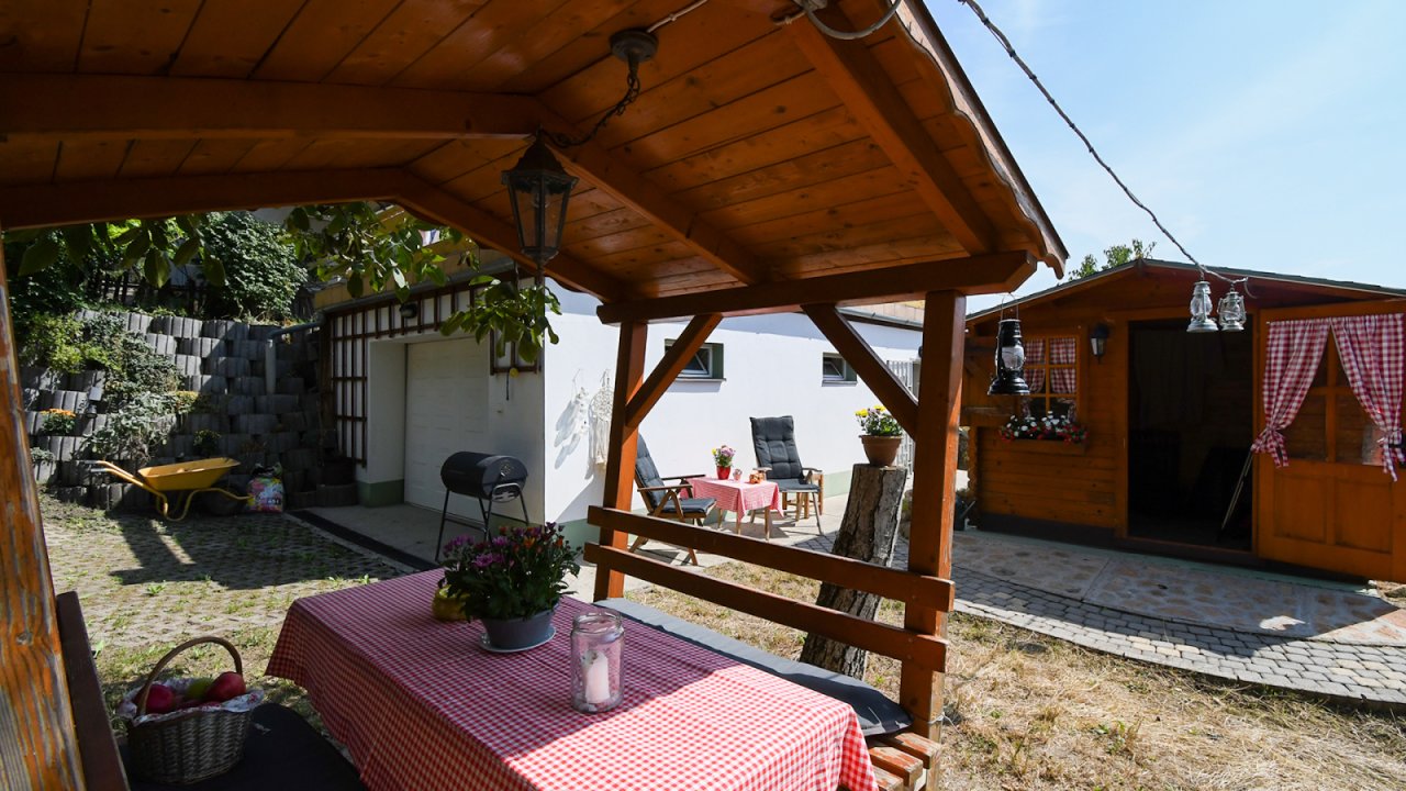 Landhaus in diskreter Lage mit Panoramablick bei Heviz (AAA) (22082-2)