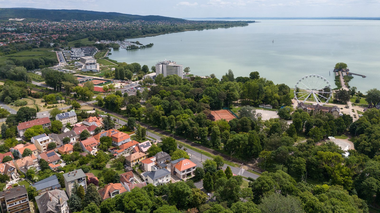 Imposante Stadtvilla in Keszthely am Nordufer des Balaton (33813)