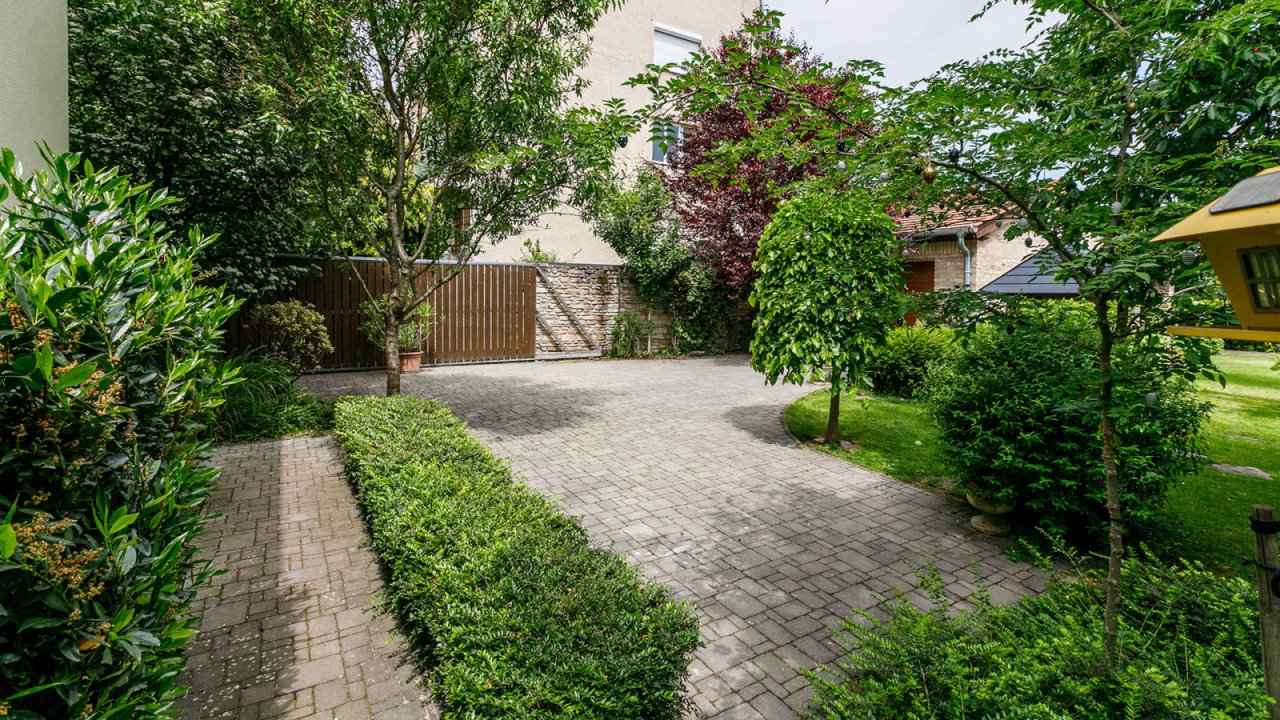 Imposante Stadtvilla in Keszthely am Nordufer des Balaton (33813)