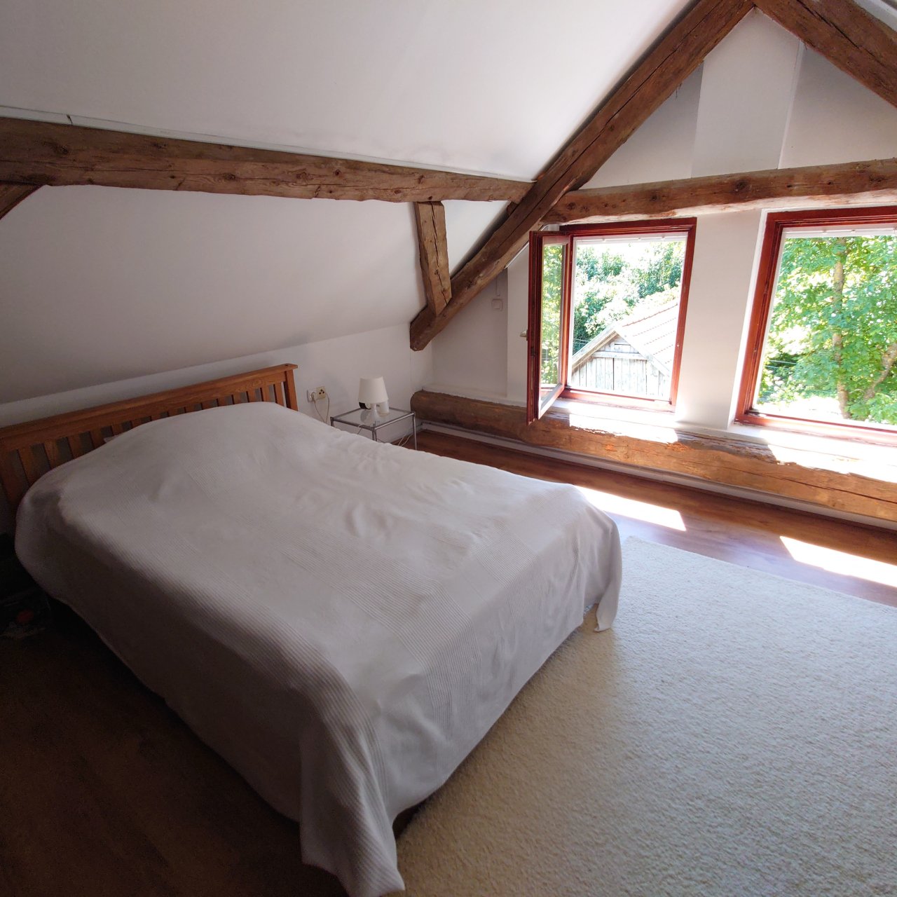 Renoviertes Herrenhaus mit großem Grundstück, ideal für Pferdebesitzer & Ruhesuchende (HCM112-3) — sleeping area above