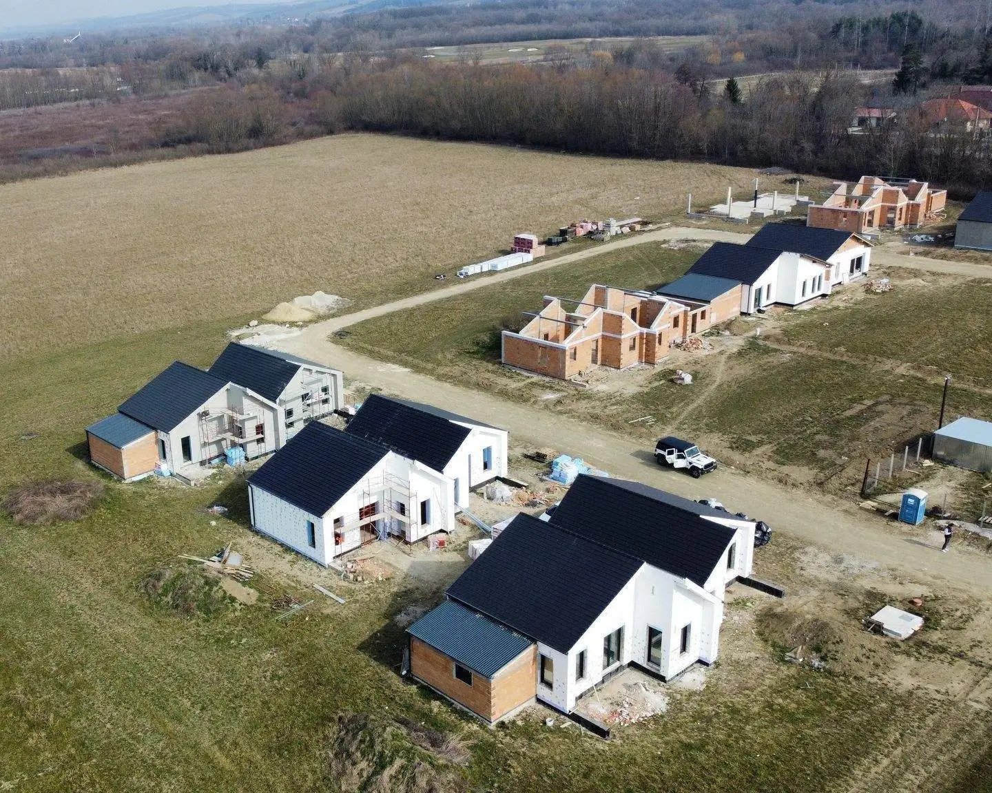 Stilvoller Neubau am Rande des berühmten Golfplatzes (AAA)