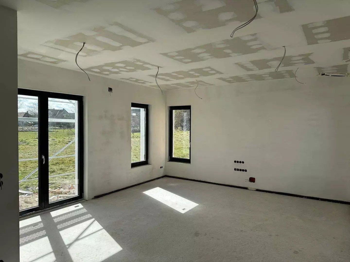 Stilvoller Neubau am Rande des bertühmten Golfplatzes (AAA) (IB50704) — Bright living dream with smart layout and modern panoramic windows