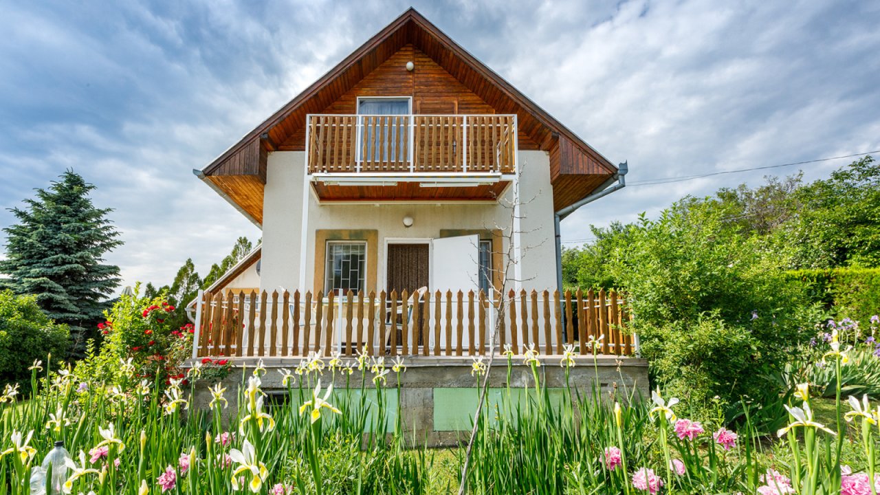 (AAA) Charmantes, erweiterungsfähiges Landhaus mit Weitblick – Ruhe &amp; Natur pur! (CM300)