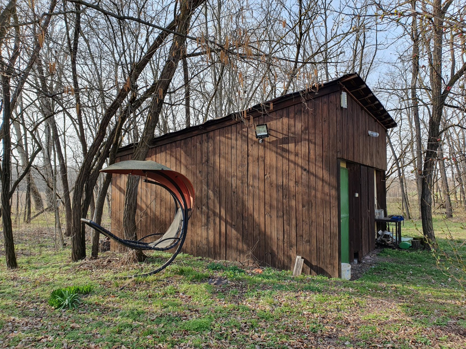 (BAA) Familienhaus mit Teich und großem Grundstück in Ruhelage (CM117-4)