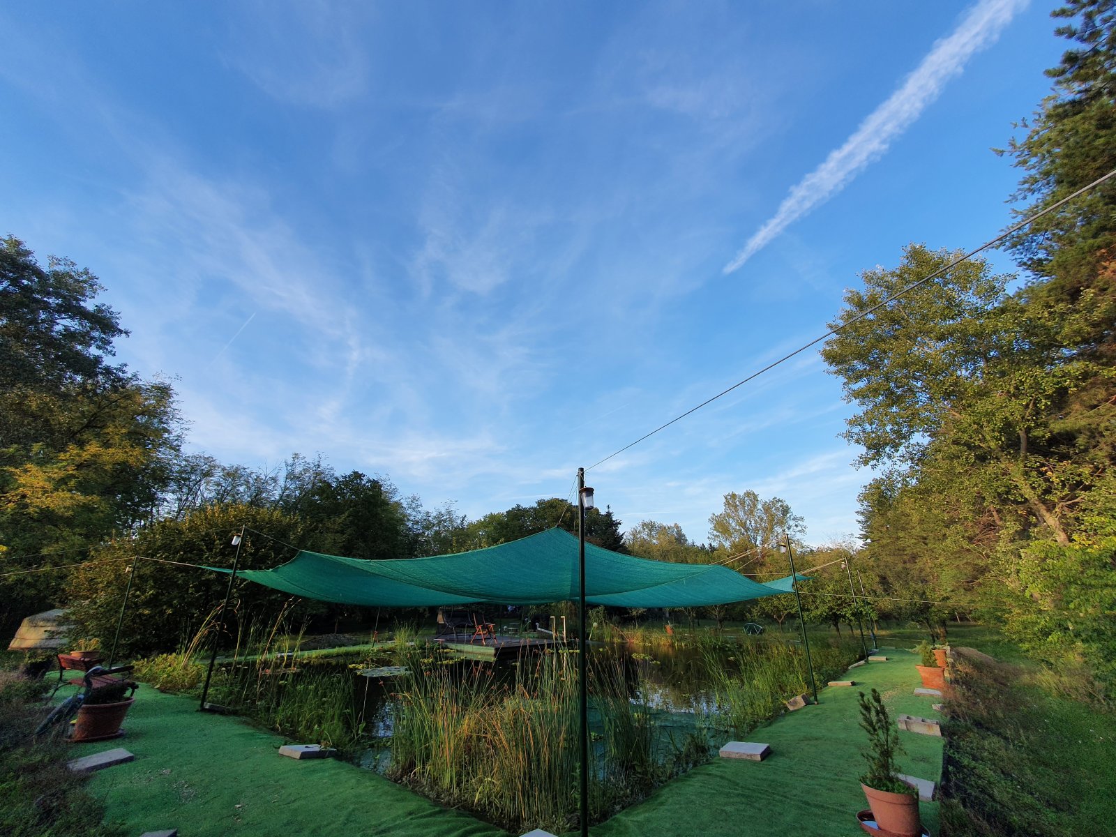 (BAA) Familienhaus mit Teich und großem Grundstück in Ruhelage (CM117-4)