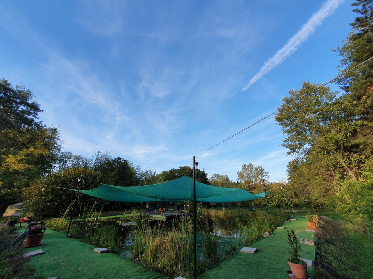 (BAA) Familienhaus mit Teich und großem Grundstück in Ruhelage (CM117-4)