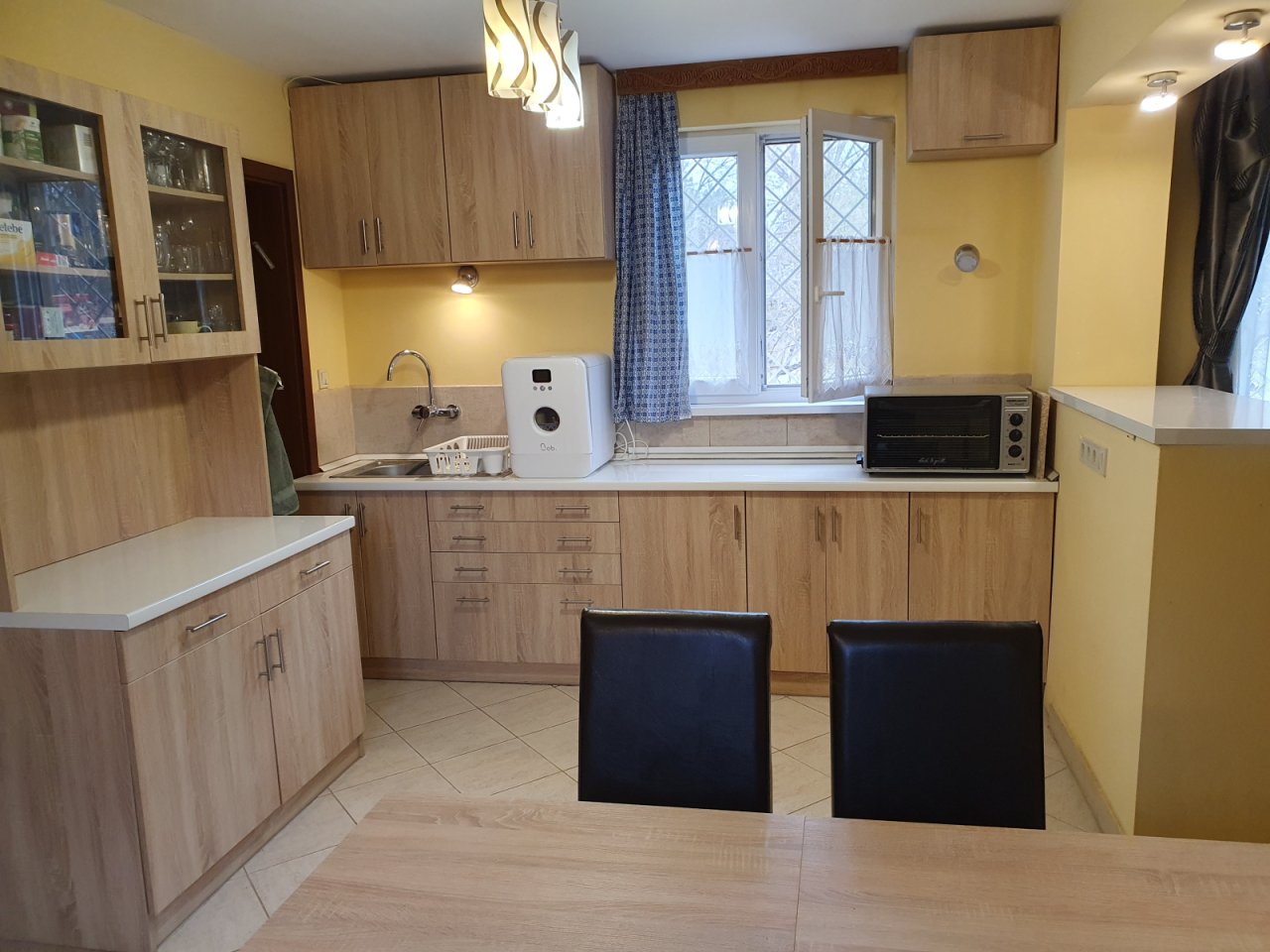 (BAA) Familienhaus mit Teich und großem Grundstück in Ruhelage (CM117-4)