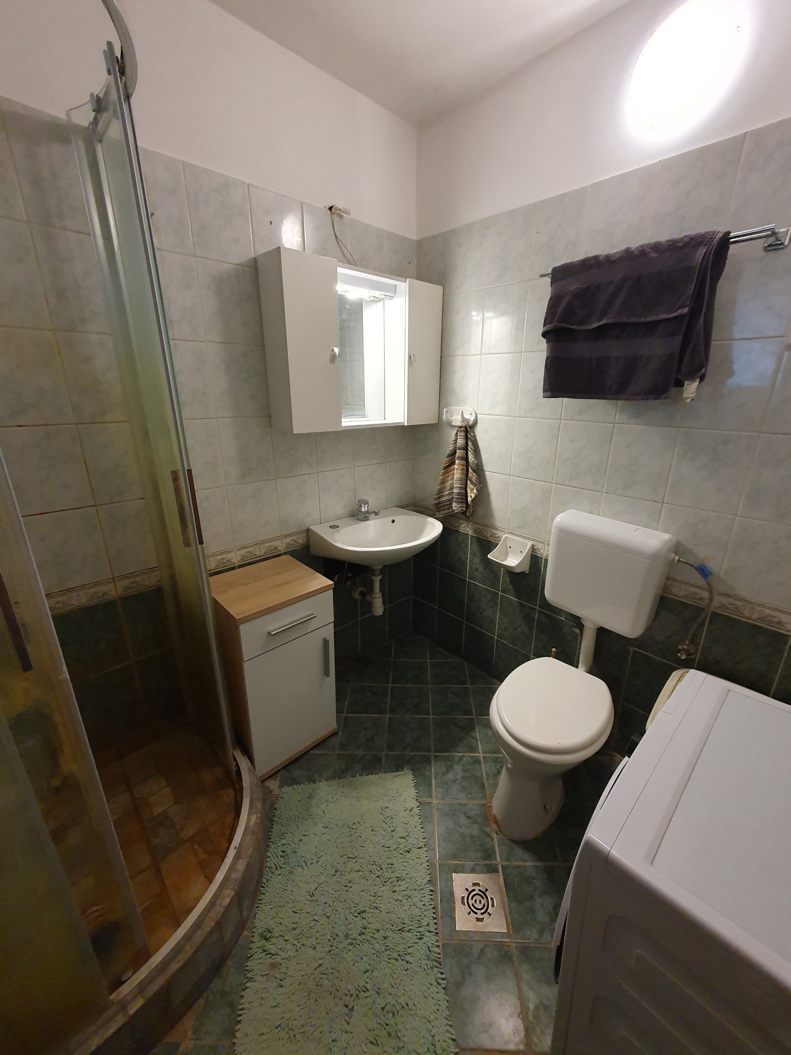 (BAA) Familienhaus mit Teich und großem Grundstück in Ruhelage (CM117-4)