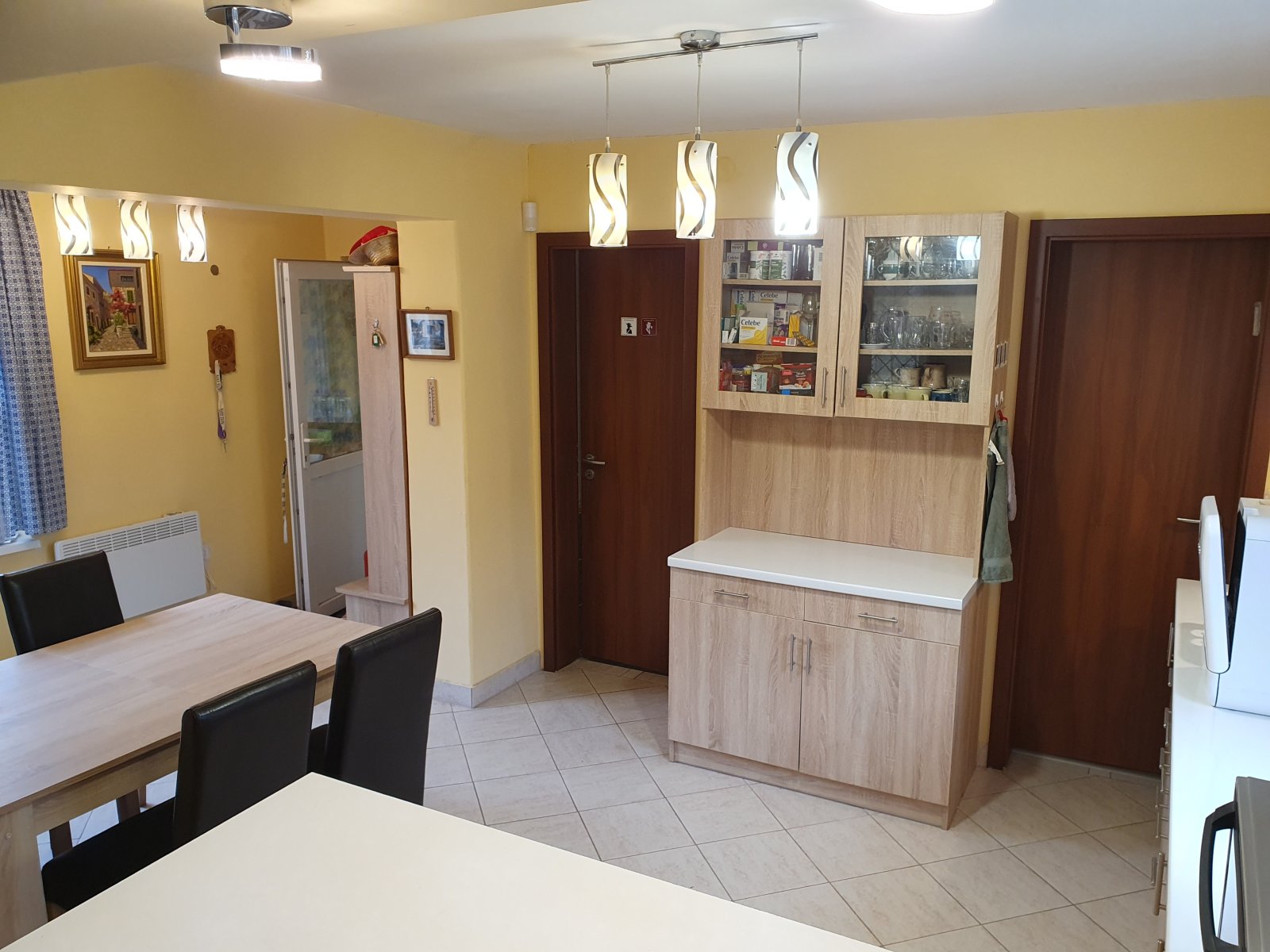 (BAA) Familienhaus mit Teich und großem Grundstück in Ruhelage (CM117-4)