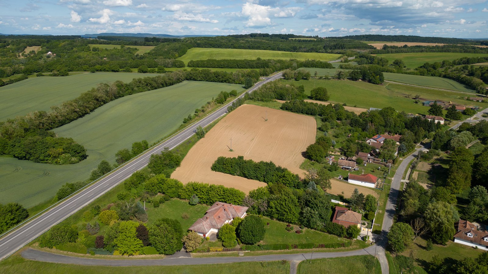 (BBA) Großes Familienhaus in ländlicher Umgebung bei Héviz (33814)