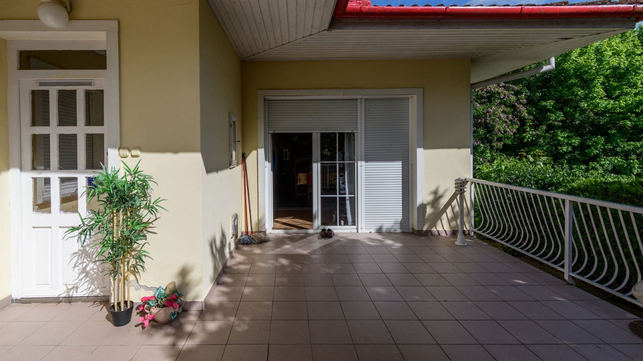 (BBA) Großes Familienhaus in ländlicher Umgebung  bei Héviz (33814)