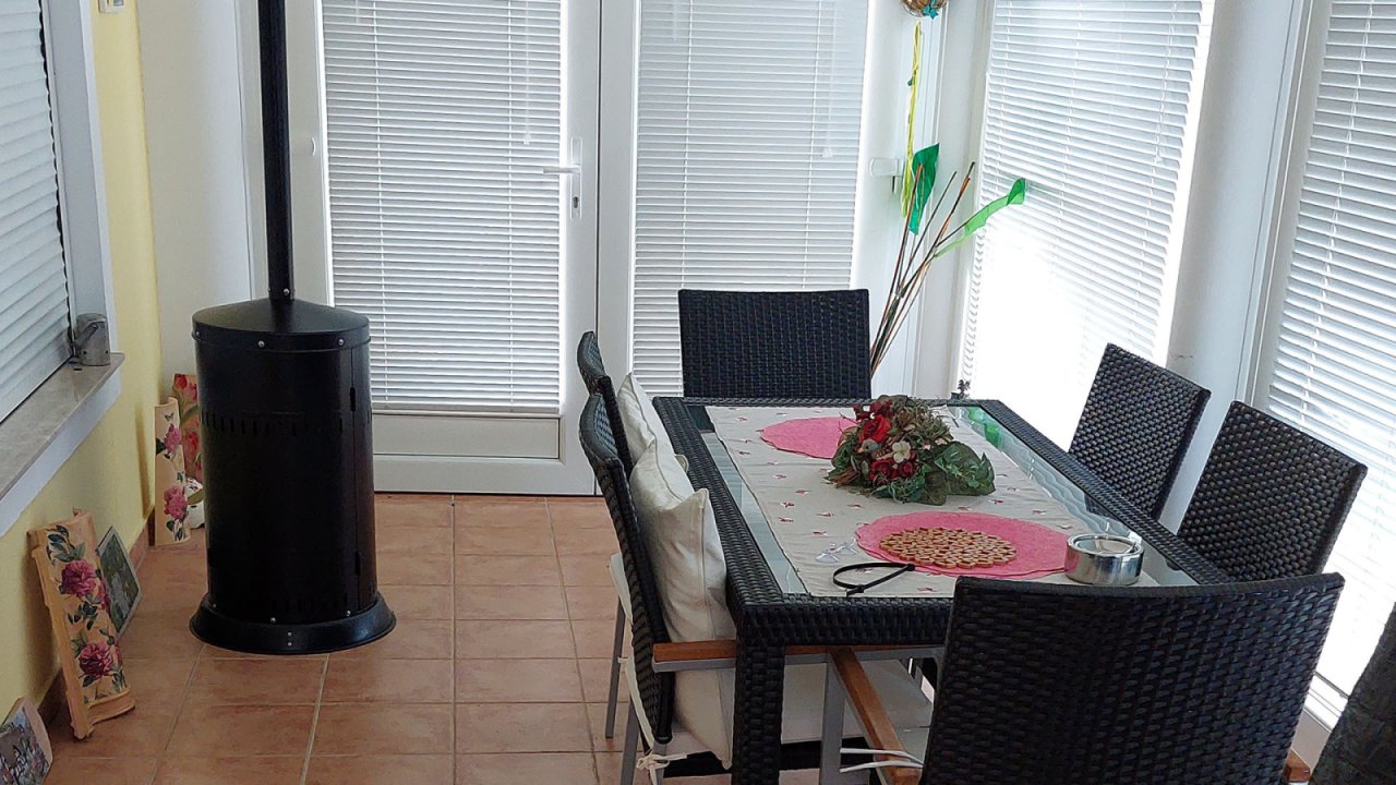 (AAA) Großzügiges Familienhaus in Seenähe und trotzdem ruhg gelegen (33557)